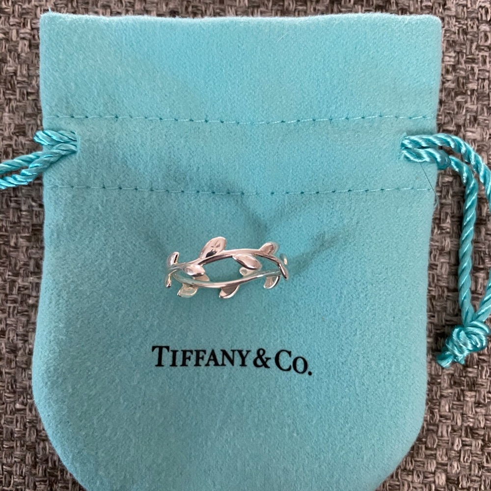 Sterling Silver Tiffany & Co Leaf Ring EUC Size 8